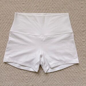 Lululemon Align high rise shorts 4”, white, size: 8